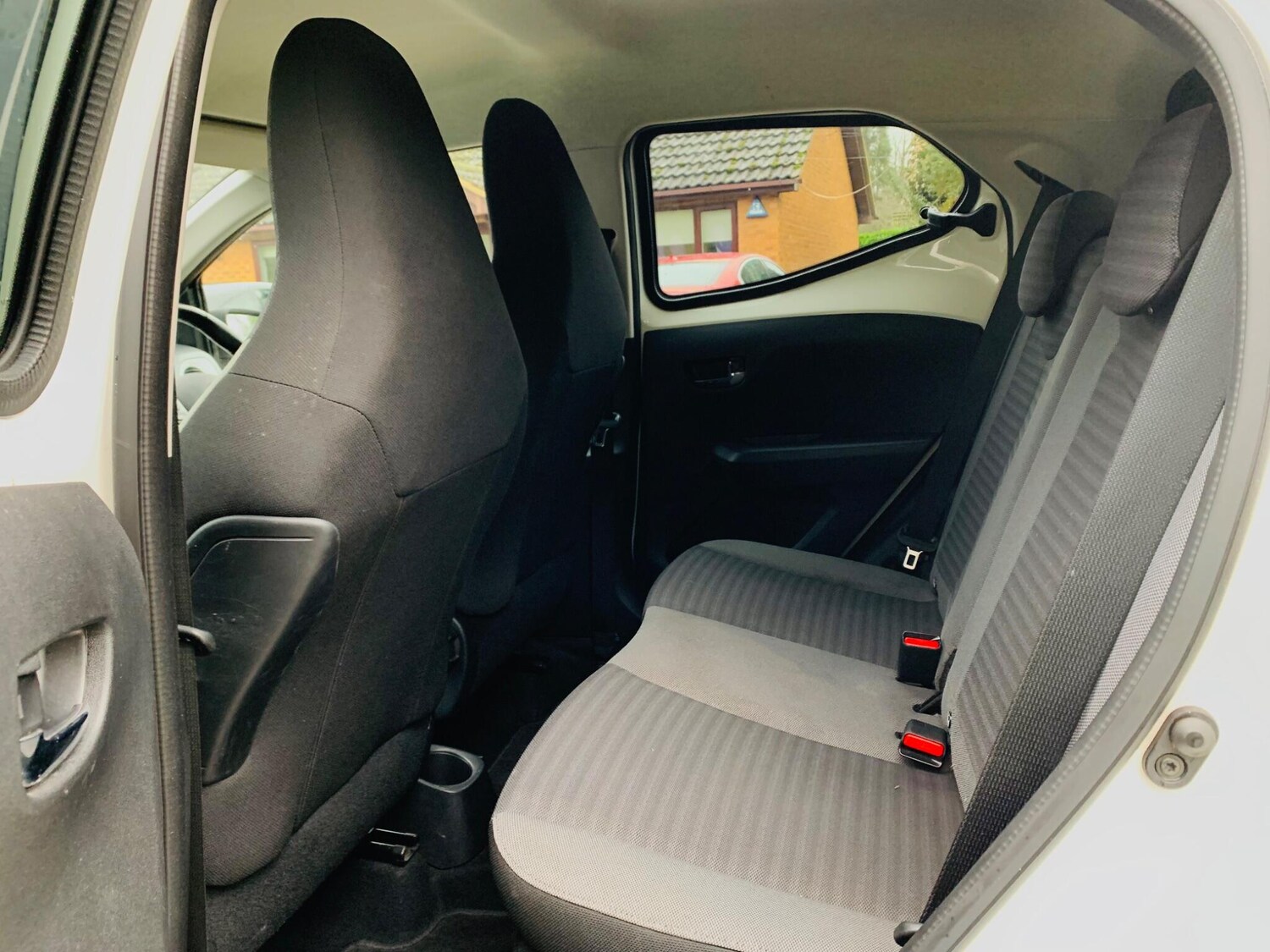 Used Toyota AYGO 2019 for sale - 77386836: Photo 30