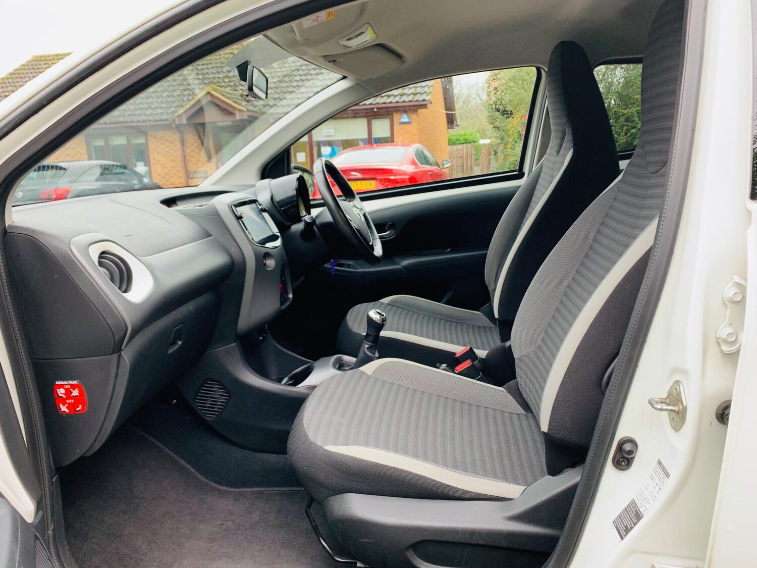 Used Toyota AYGO 2019 for sale - 77386836: Photo 32