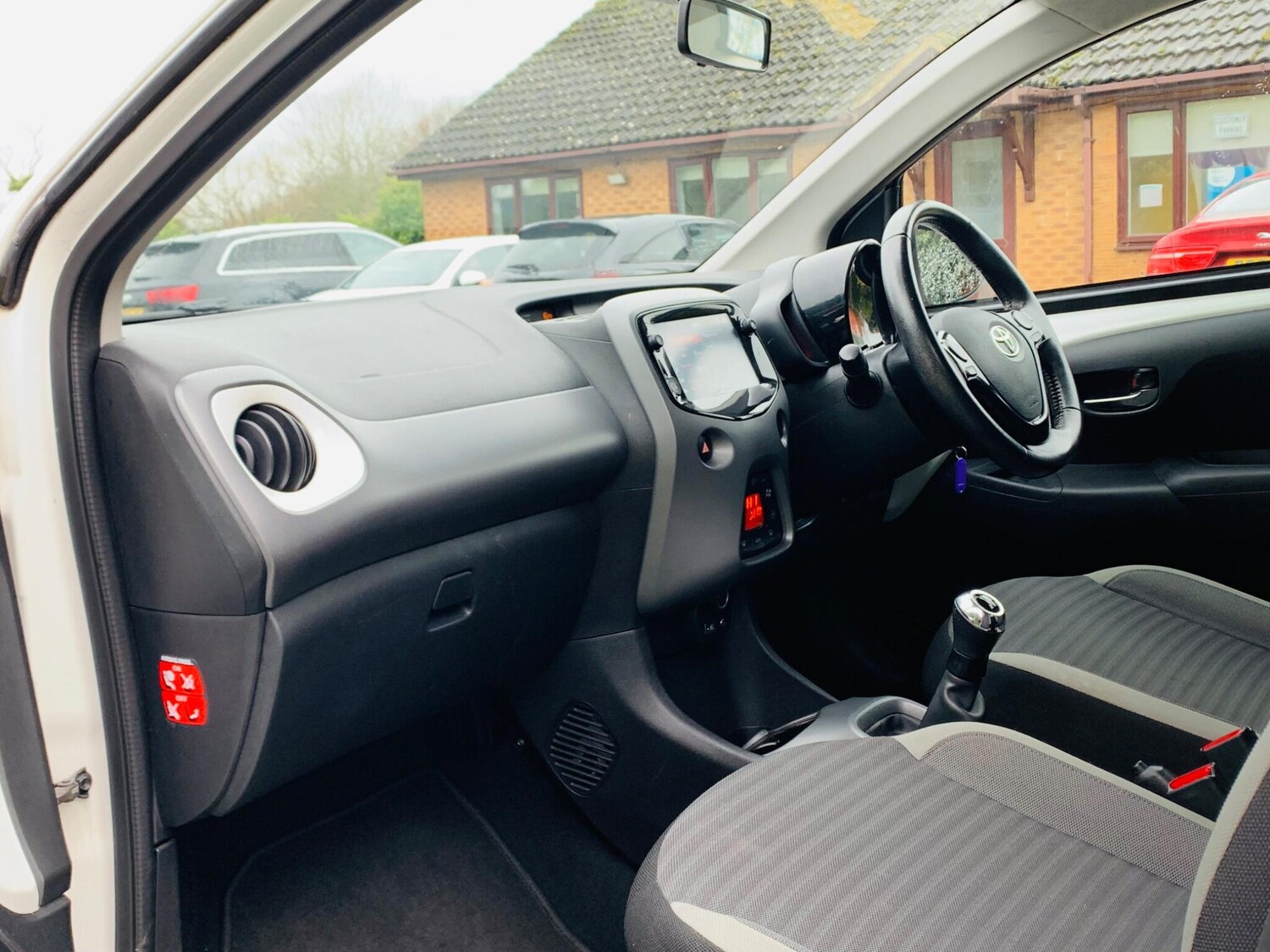 Used Toyota AYGO 2019 for sale - 77386836: Photo 33