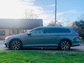 Used Volkswagen Passat 2022 for sale - 78363984: Photo