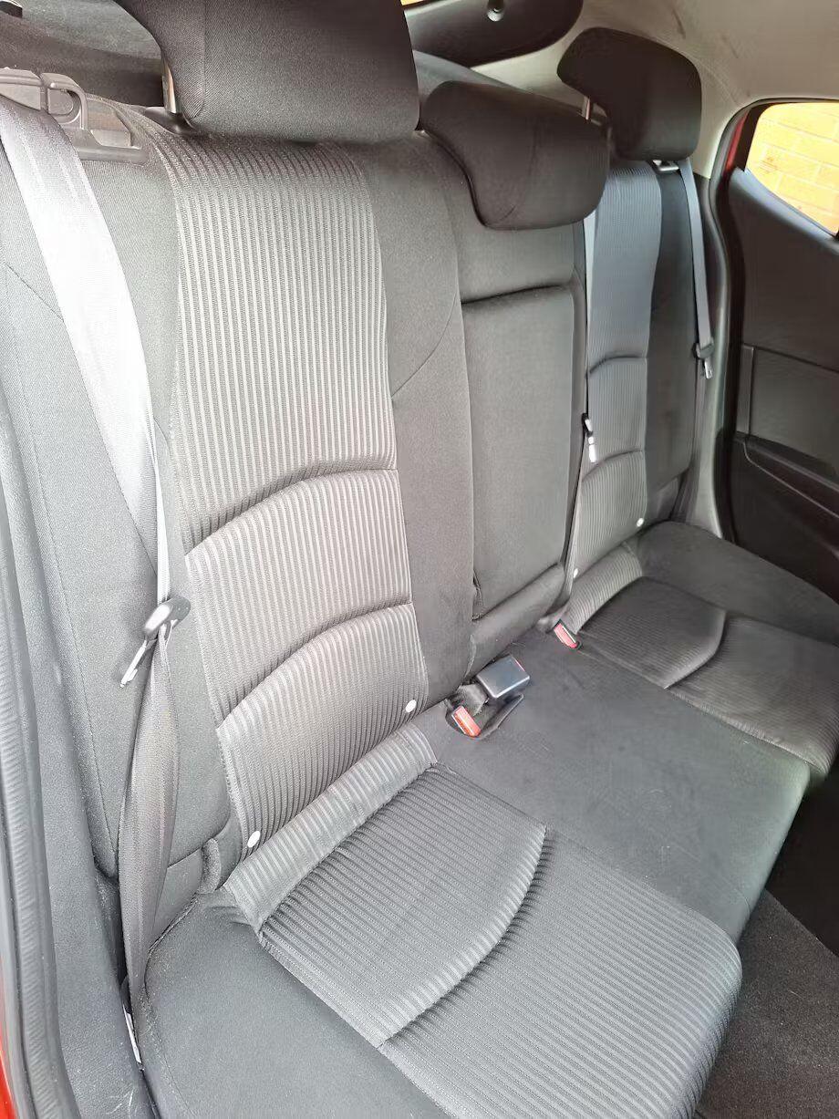 Used Mazda Mazda3 for sale - 78135853: Photo 4