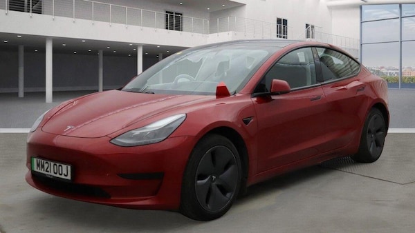 Used Tesla Model 3 2021 for sale - 76294990: Photo 2