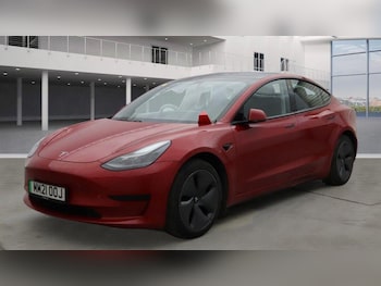 Used Tesla Model 3 2021 for sale - 76294990: Photo 2