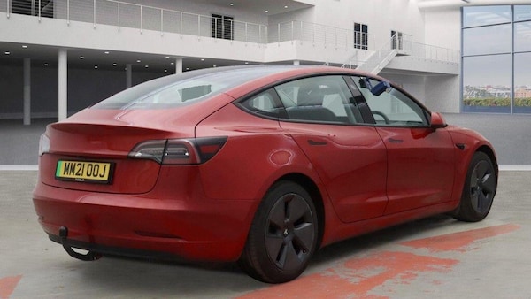 Used Tesla Model 3 2021 for sale - 76294990: Photo 4