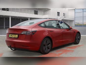 Used Tesla Model 3 2021 for sale - 76294990: Photo 4