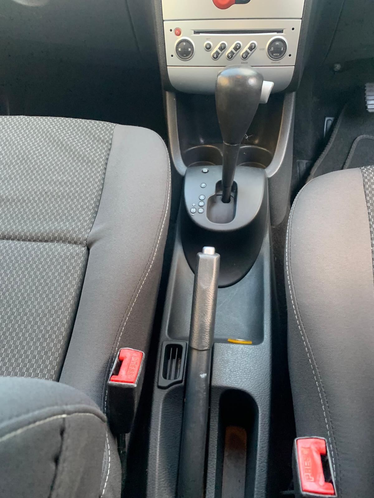 Used Renault Grand Modus 2010 for sale - 77081300: Photo 13