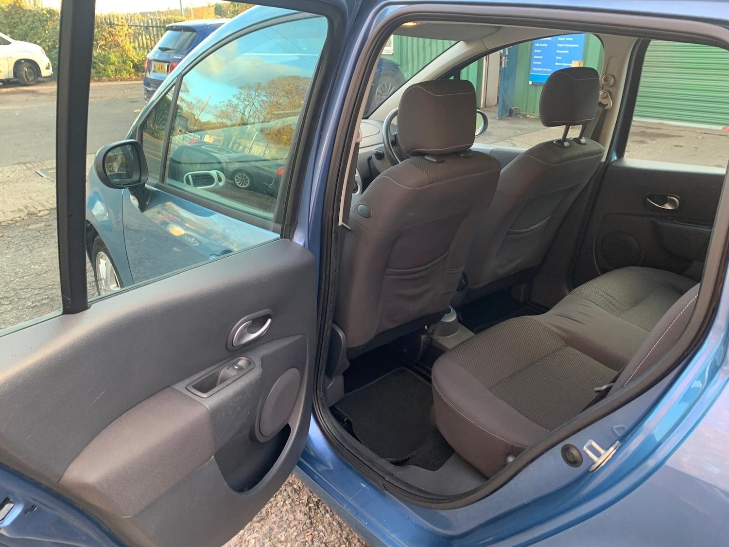 Used Renault Grand Modus 2010 for sale - 77081300: Photo 14