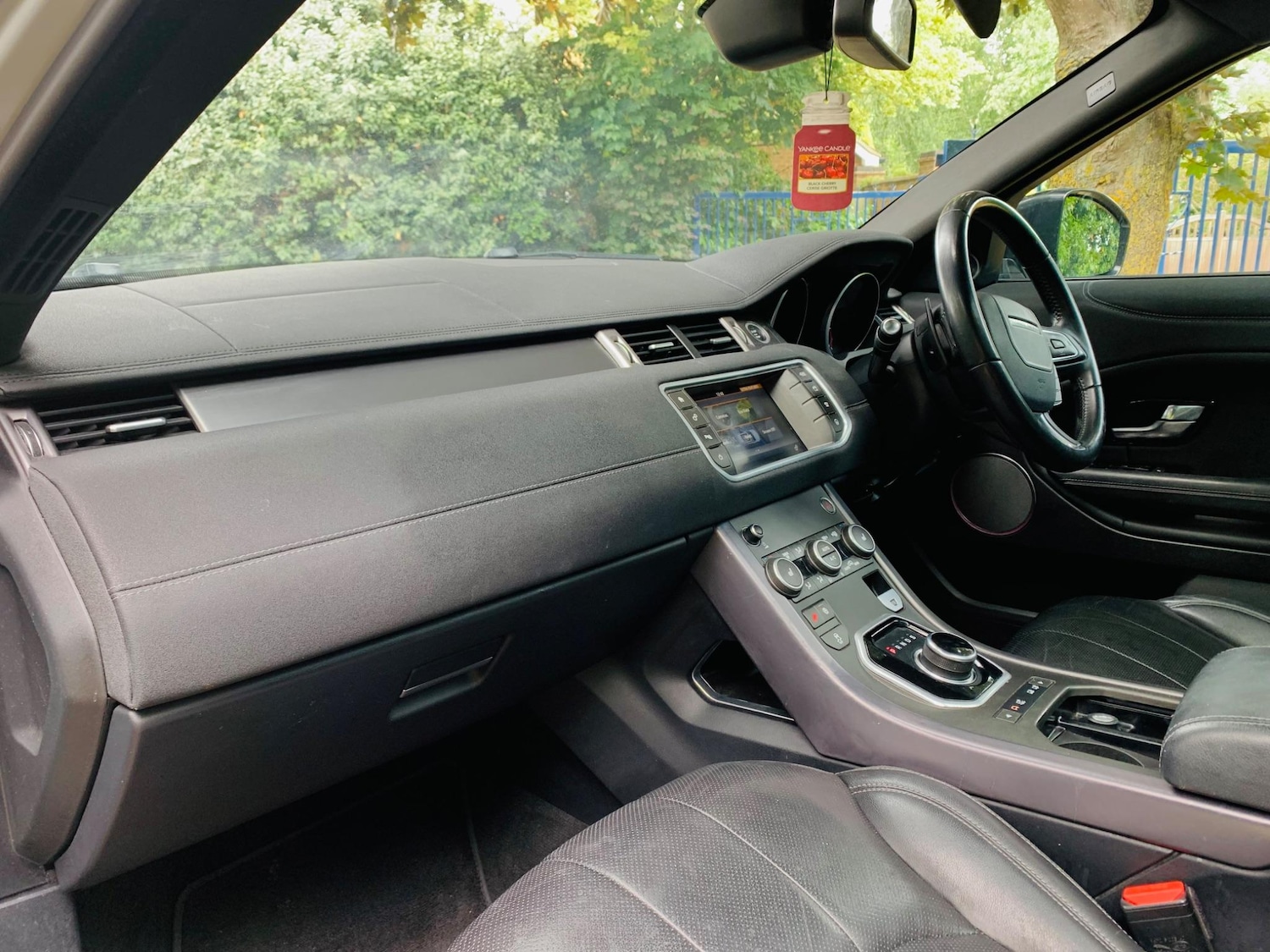 Used Land Rover Range Rover Evoque 2018 for sale - 76094613: Photo 46