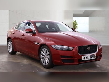 Used Jaguar XE 2017 for sale - 78516325: Photo