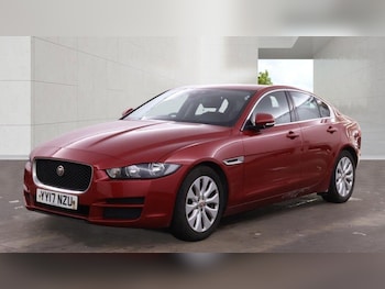 Used Jaguar XE 2017 for sale - 78516325: Photo