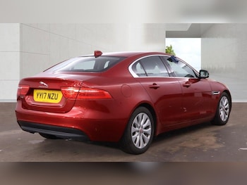 Used Jaguar XE 2017 for sale - 78516325: Photo