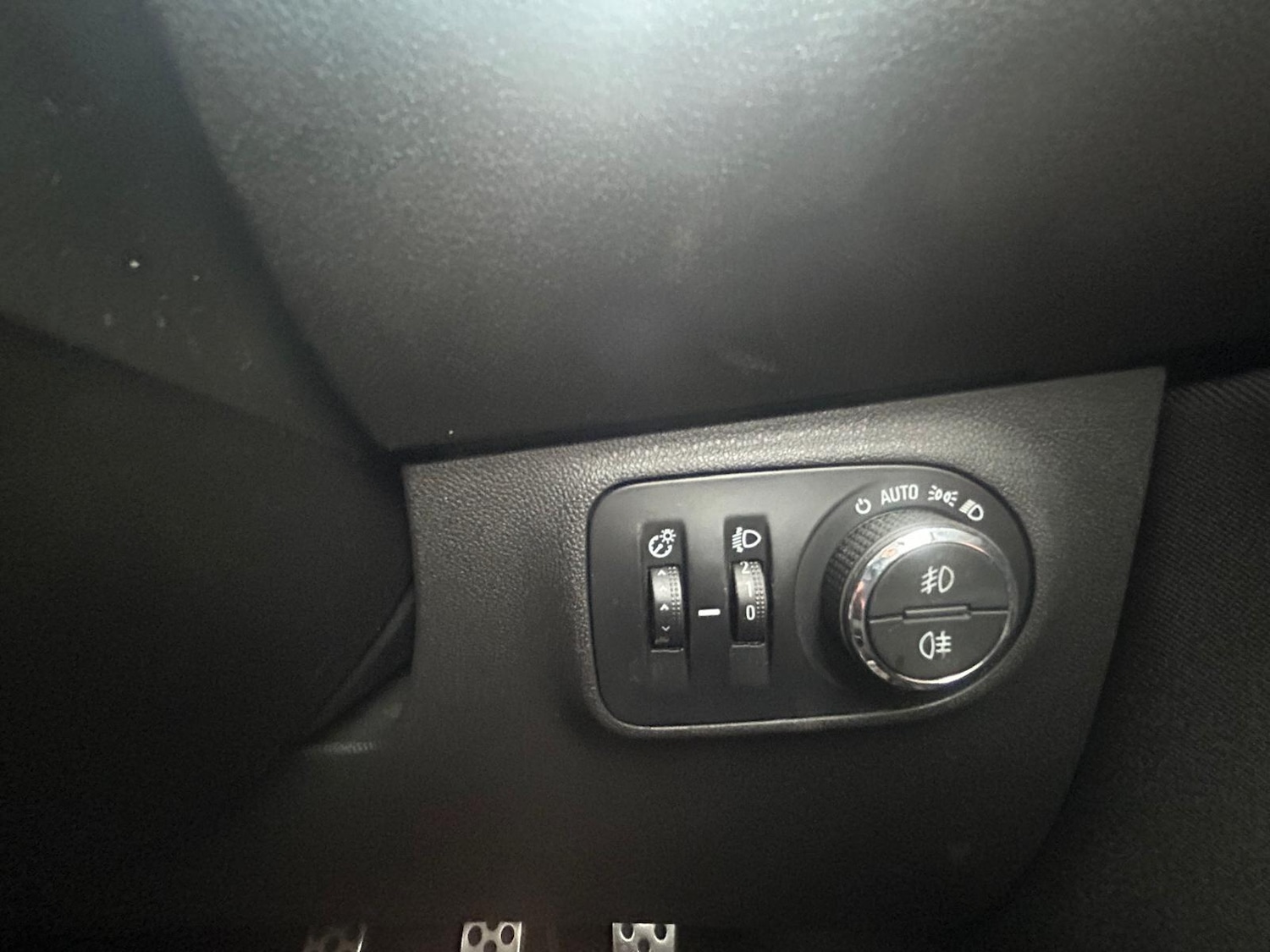 Used Vauxhall Corsa 2015 for sale - 76989106: Photo 21