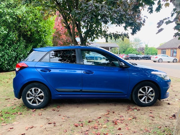 Used Hyundai i20 2018 for sale - 76012394: Photo 25