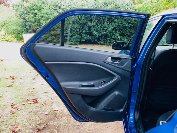 Used Hyundai i20 2018 for sale - 76012394: Photo 35