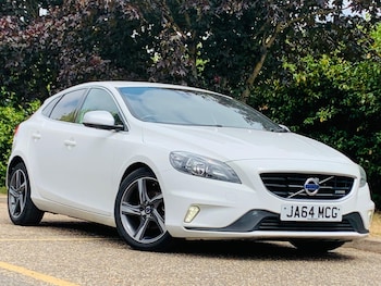 Used Volvo V40 2014 for sale - 79510420: Photo
