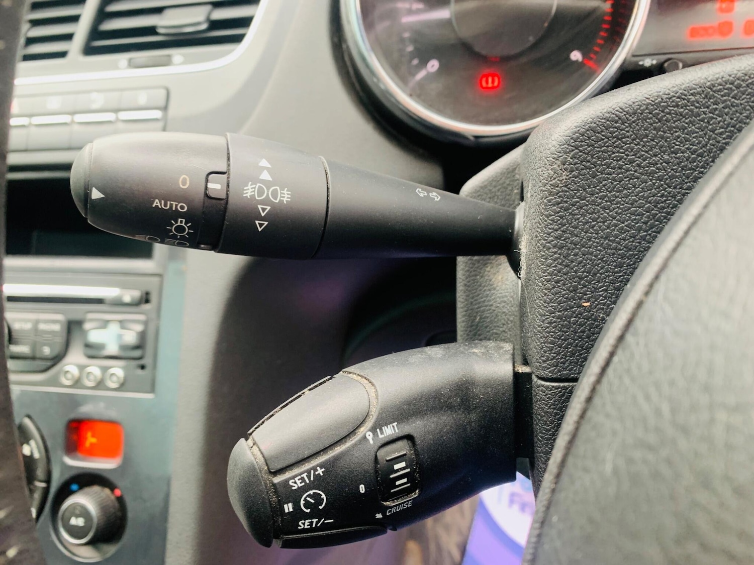 Used Peugeot 5008 2016 for sale - 76991050: Photo 22