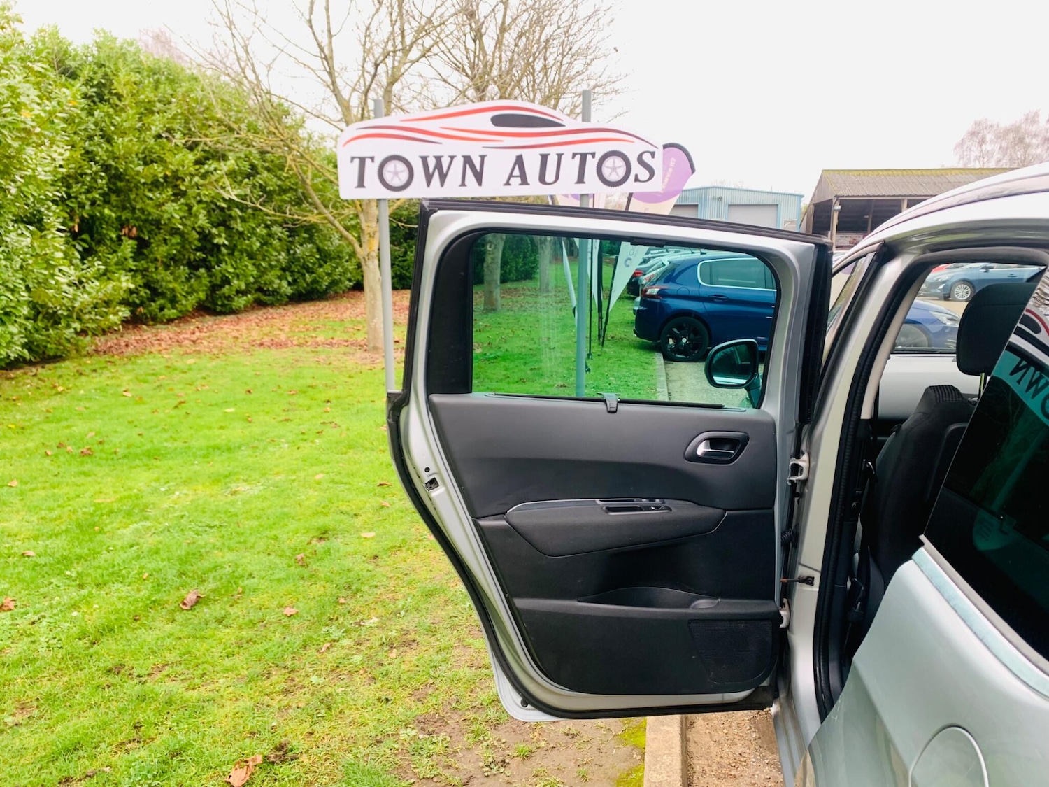 Used Peugeot 5008 2016 for sale - 76991050: Photo 32