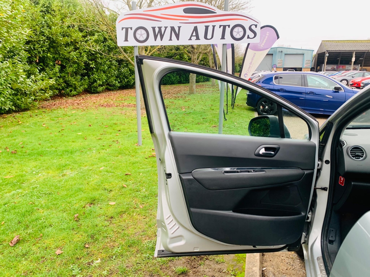 Used Peugeot 5008 2016 for sale - 76991050: Photo 34