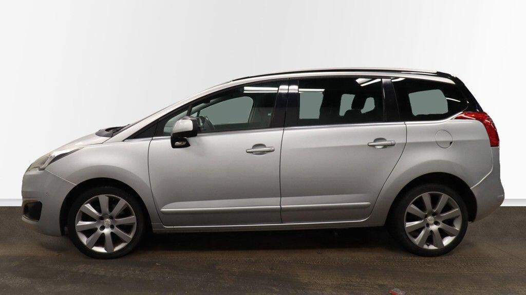 Used Peugeot 5008 2016 for sale - 76991050: Photo 6