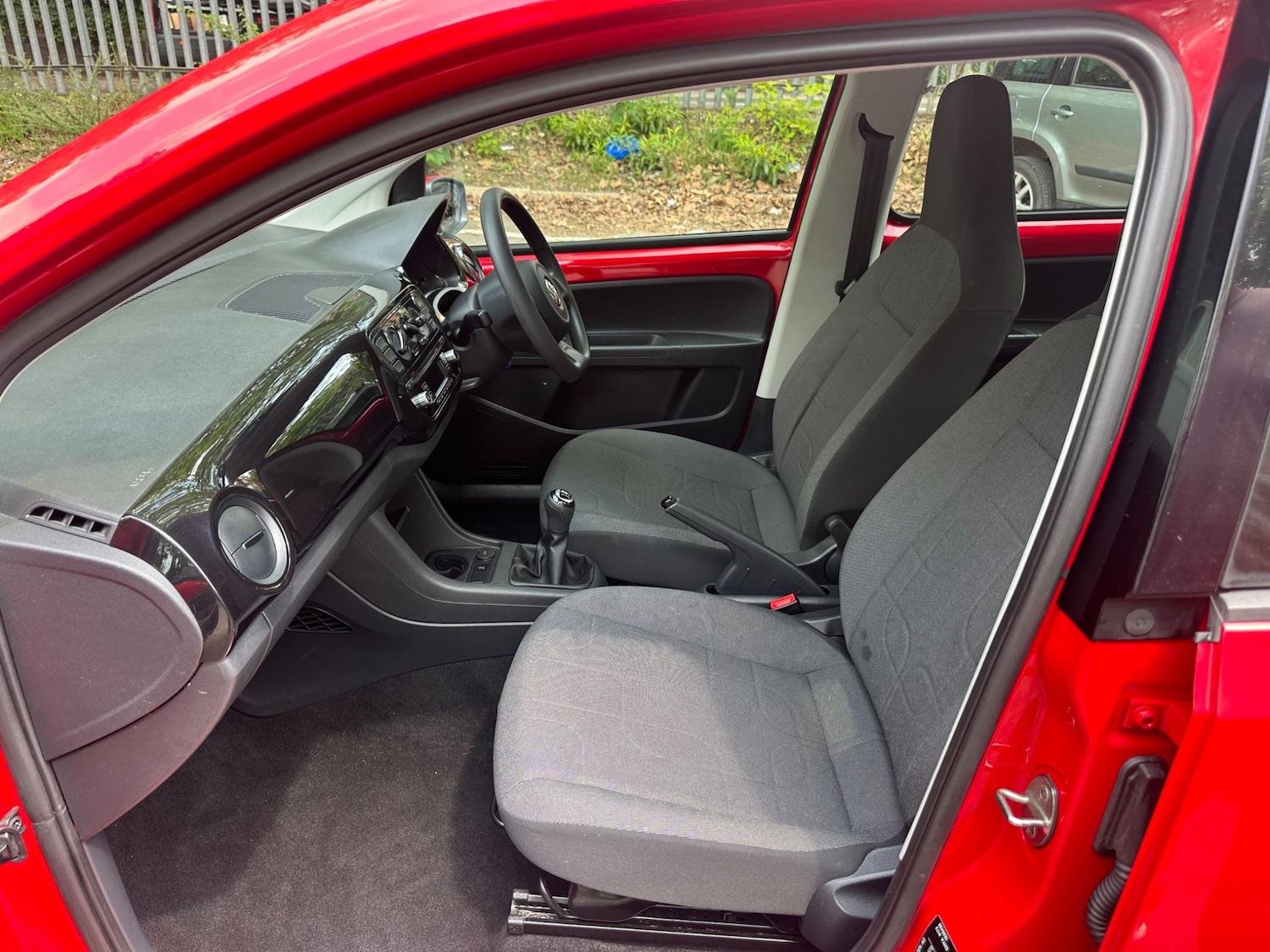 Used Volkswagen up! 2016 for sale - 76990768: Photo 13