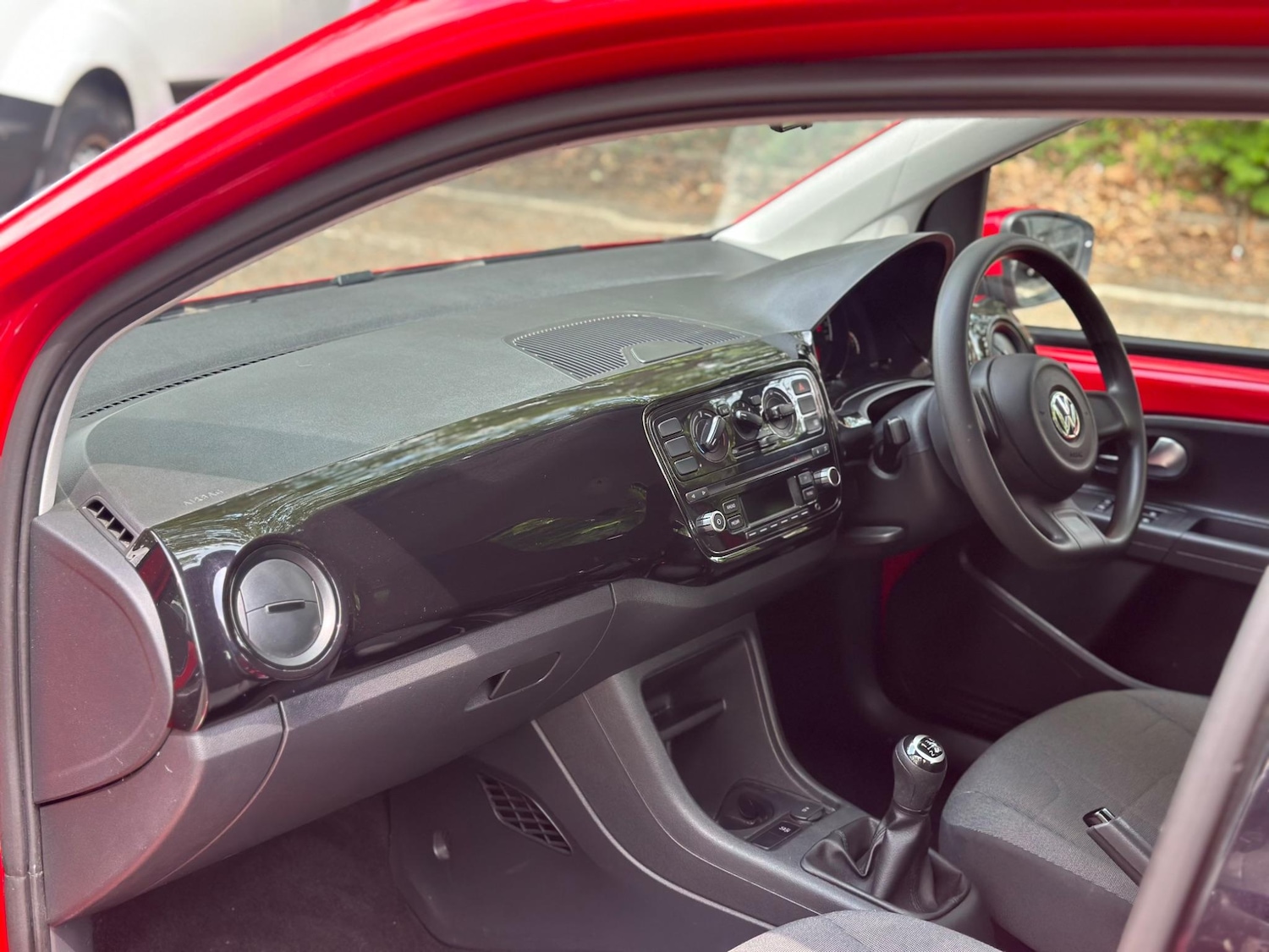 Used Volkswagen up! 2016 for sale - 76990768: Photo 14