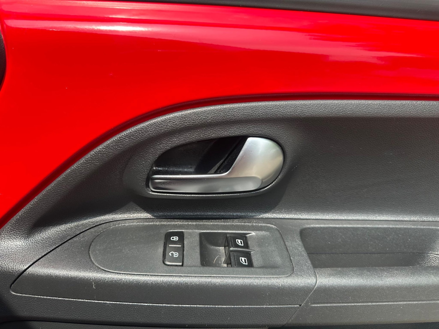 Used Volkswagen up! 2016 for sale - 76990768: Photo 23