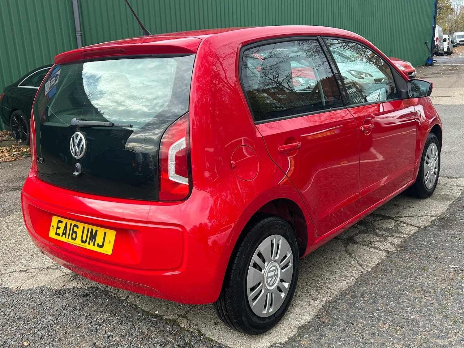 Used Volkswagen up! 2016 for sale - 76990768: Photo 6