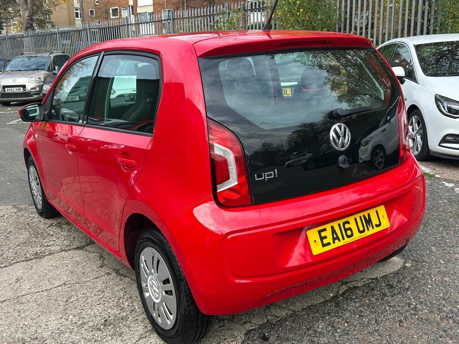 Used Volkswagen up! 2016 for sale - 76990768: Photo 7