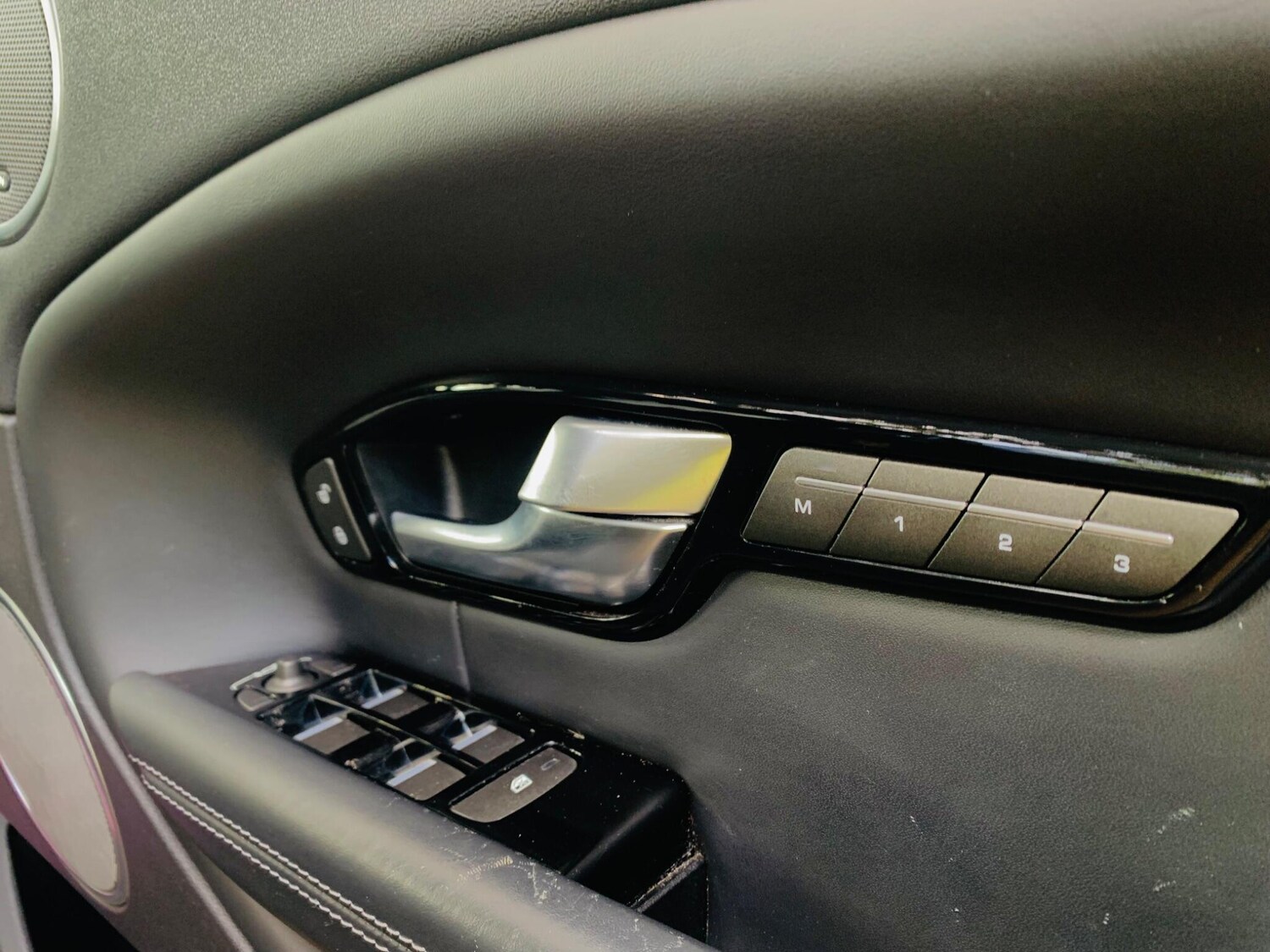 Used Land Rover Range Rover Evoque 2017 for sale - 75810197: Photo 33