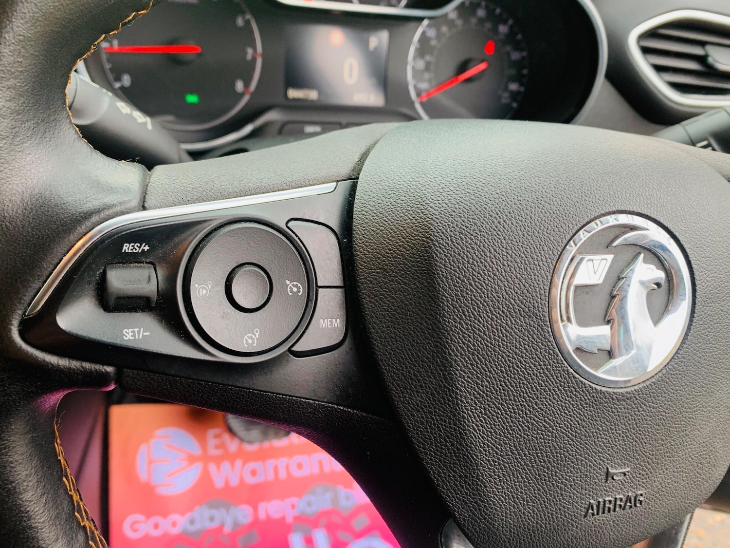 Used Vauxhall Crossland X 2018 for sale - 76744817: Photo 24