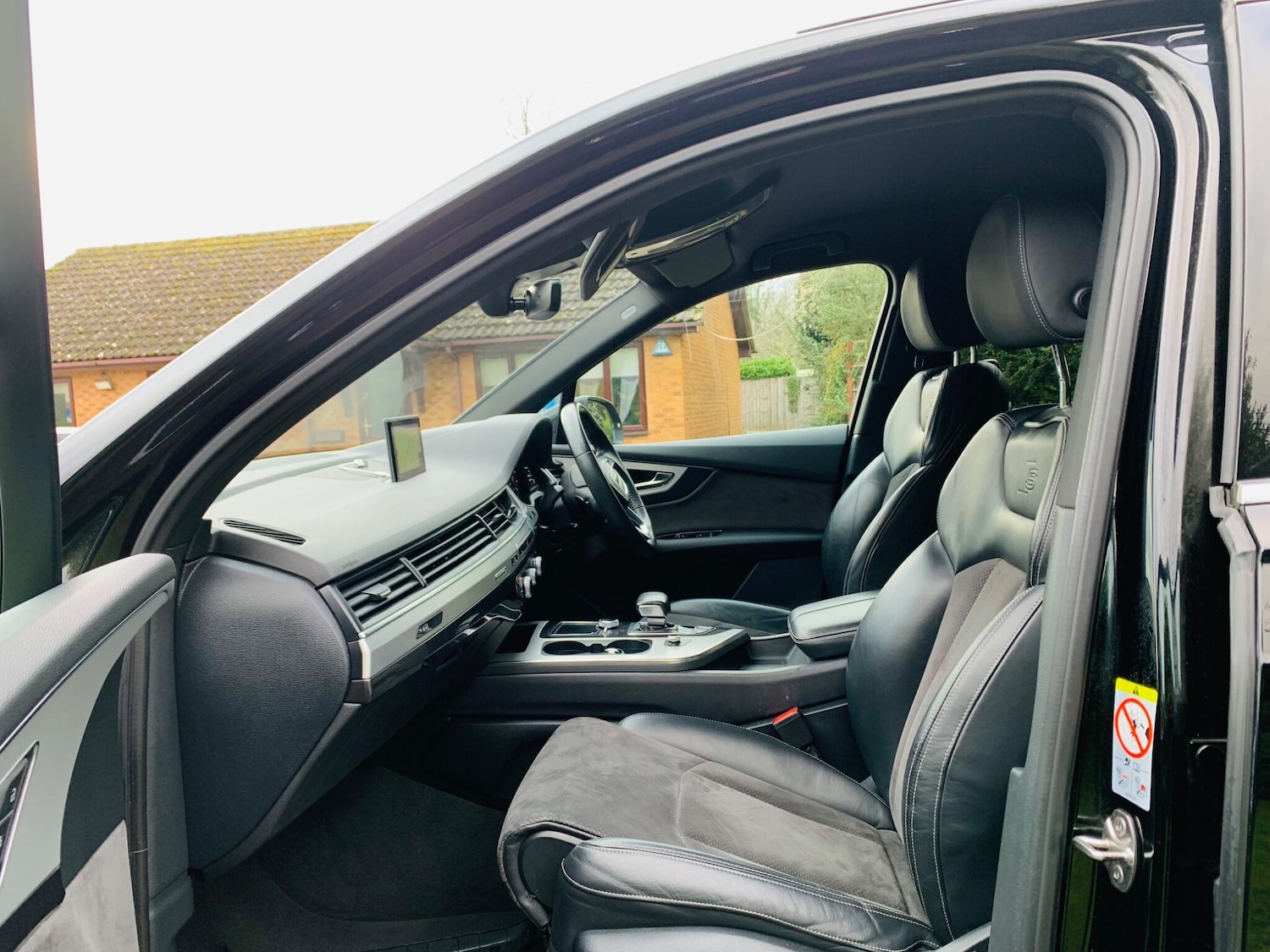 Used Audi Q7 2018 for sale - 77377234: Photo 47