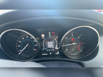 Used Jaguar XE 2017 for sale - 77633839: Photo