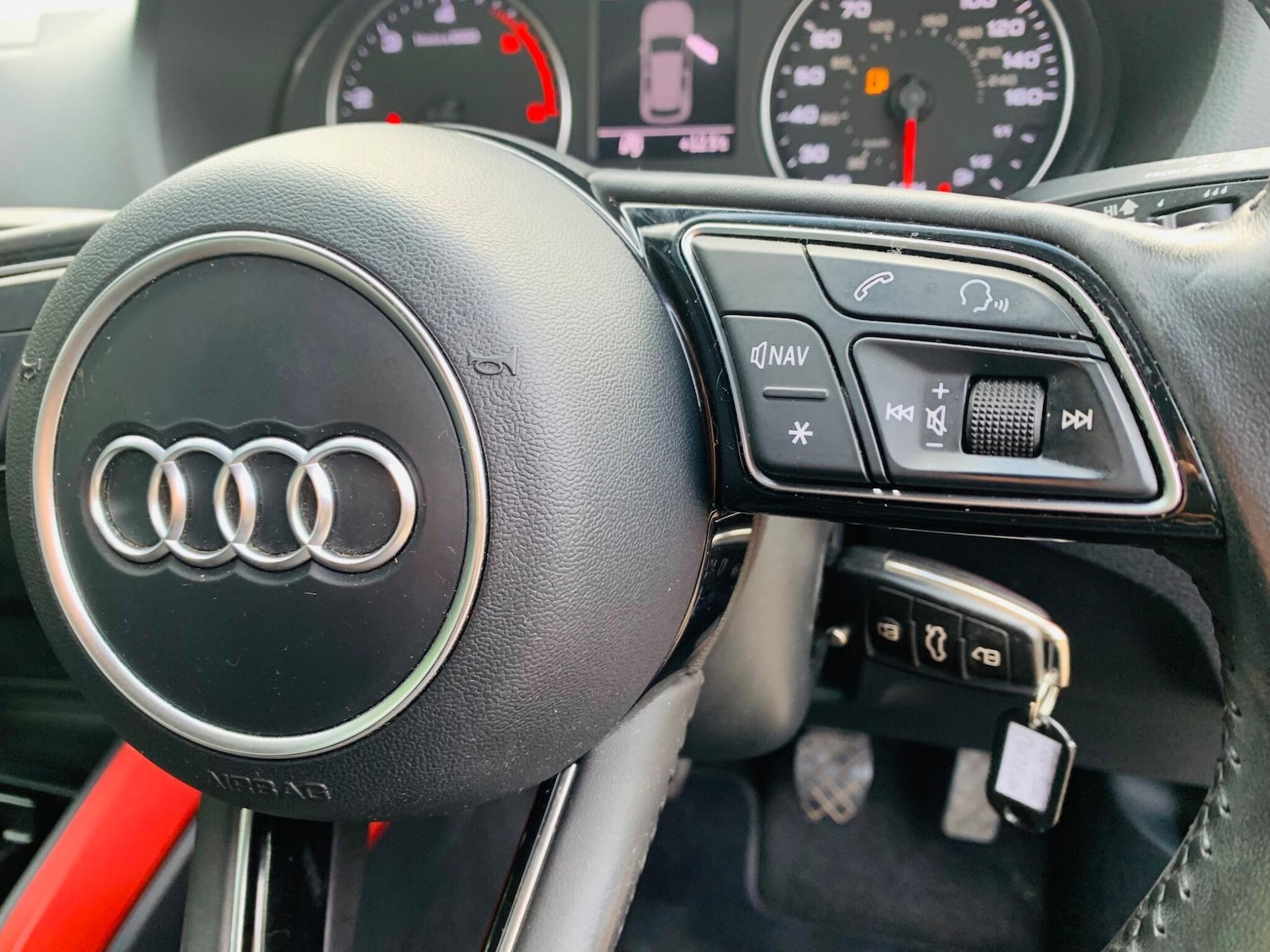 Used Audi Q2 2017 for sale - 76744819: Photo 41