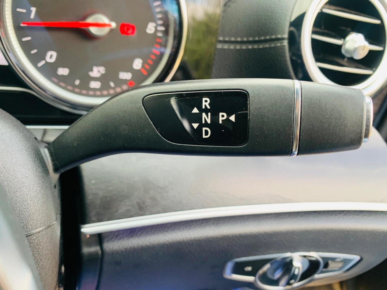 Used Mercedes-Benz E Class 2016 for sale - 77242644: Photo 16