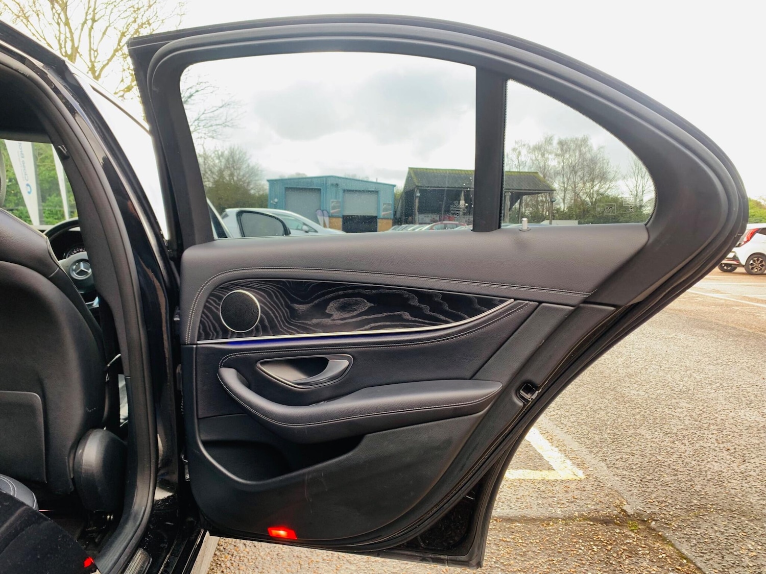 Used Mercedes-Benz E Class 2016 for sale - 77242644: Photo 37