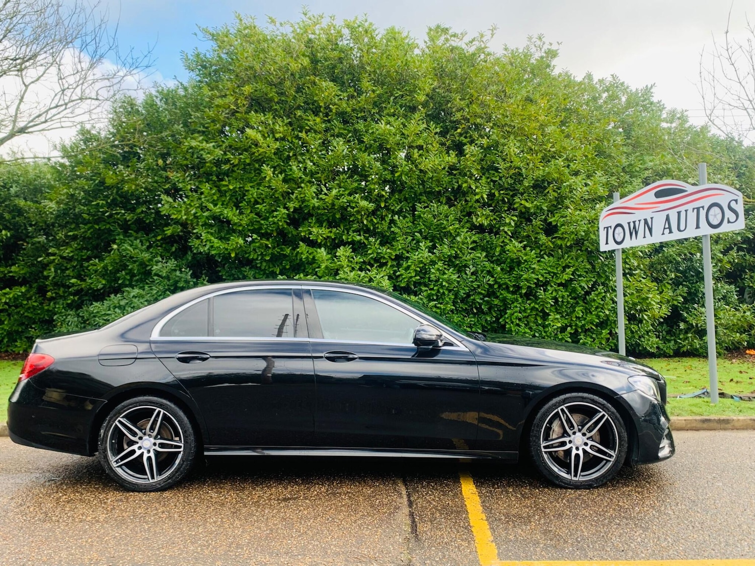 Used Mercedes-Benz E Class 2016 for sale - 77242644: Photo 4