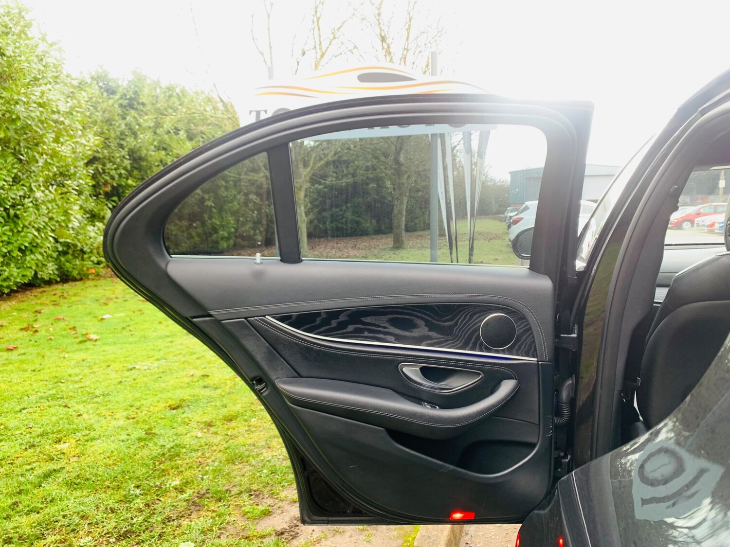 Used Mercedes-Benz E Class 2016 for sale - 77242644: Photo 46