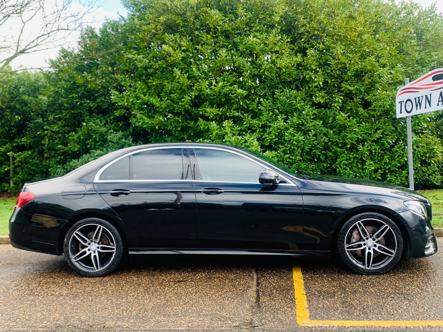 Used Mercedes-Benz E Class 2016 for sale - 77242644: Photo 5