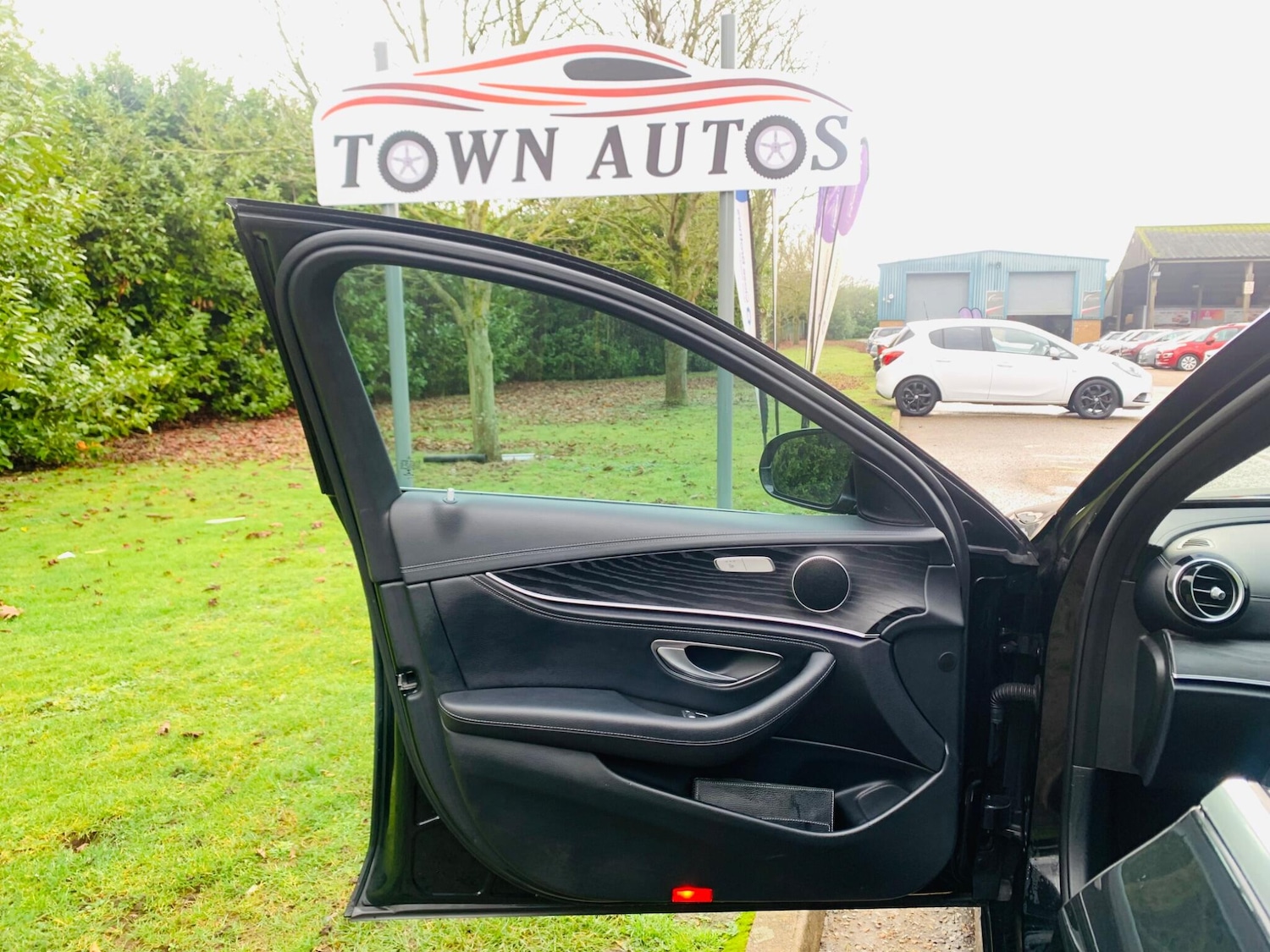 Used Mercedes-Benz E Class 2016 for sale - 77242644: Photo 50