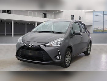 Used Toyota Yaris 2017 for sale - 75977975: Photo
