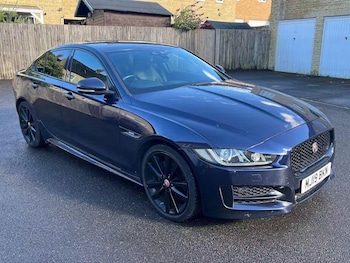 Used Jaguar XE 2019 for sale - 78946513: Photo