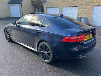 Used Jaguar XE 2019 for sale - 78946513: Photo