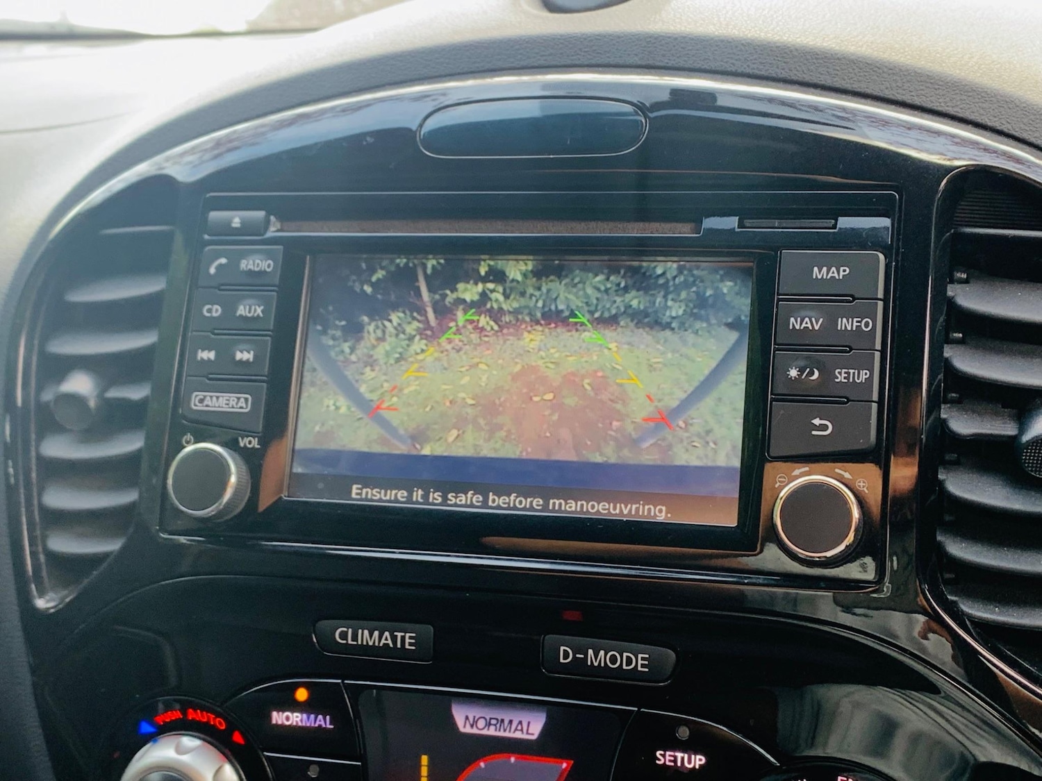 Used Nissan Juke 2014 for sale - 76850551: Photo 16