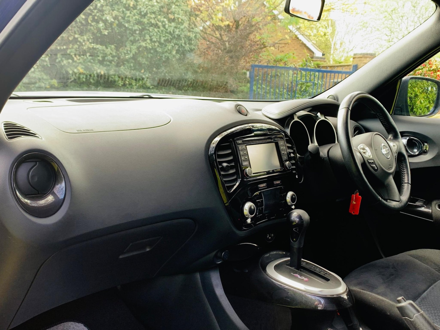 Used Nissan Juke 2014 for sale - 76850551: Photo 32