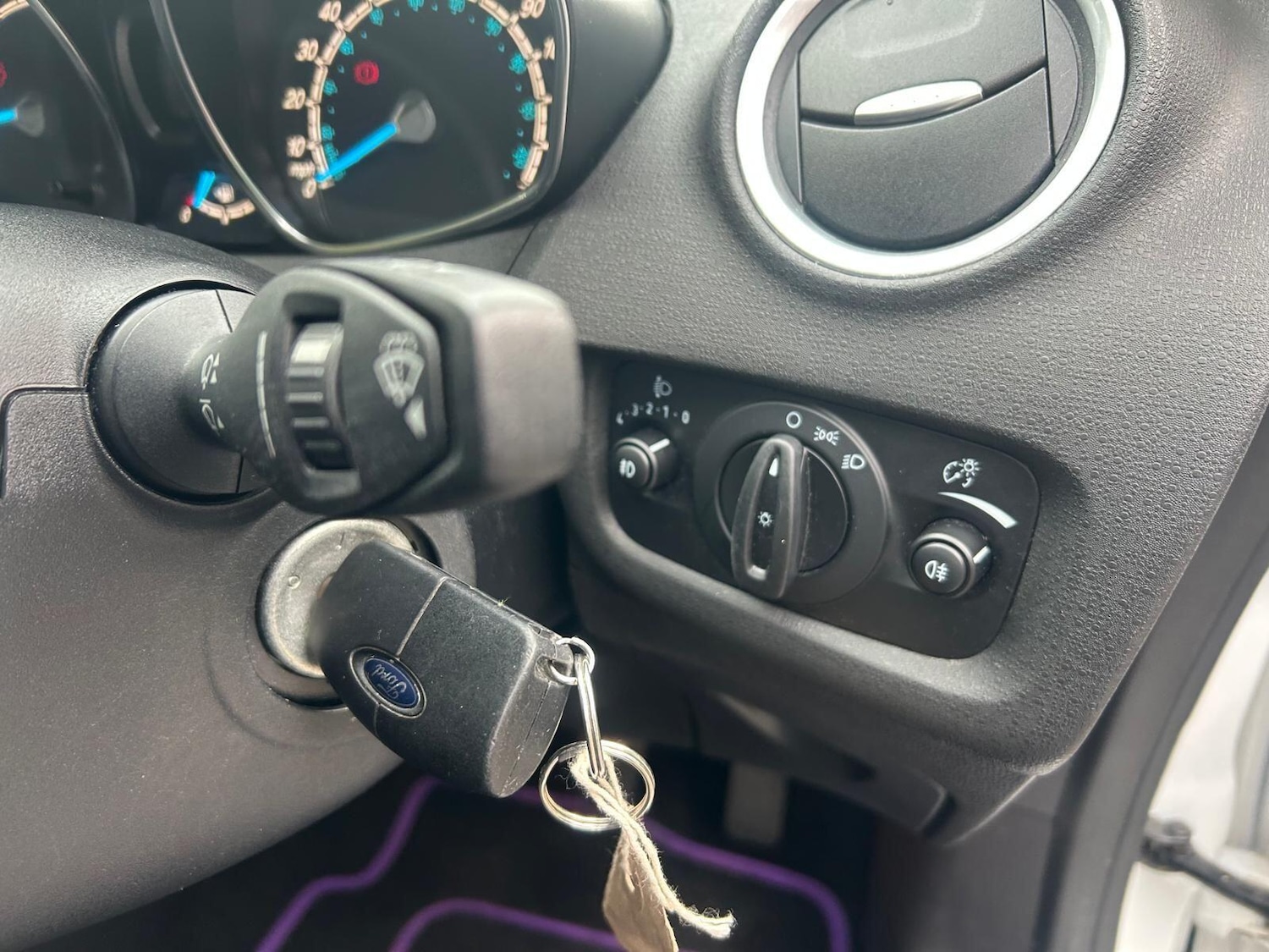 Used Ford Fiesta for sale - 76989105: Photo 23