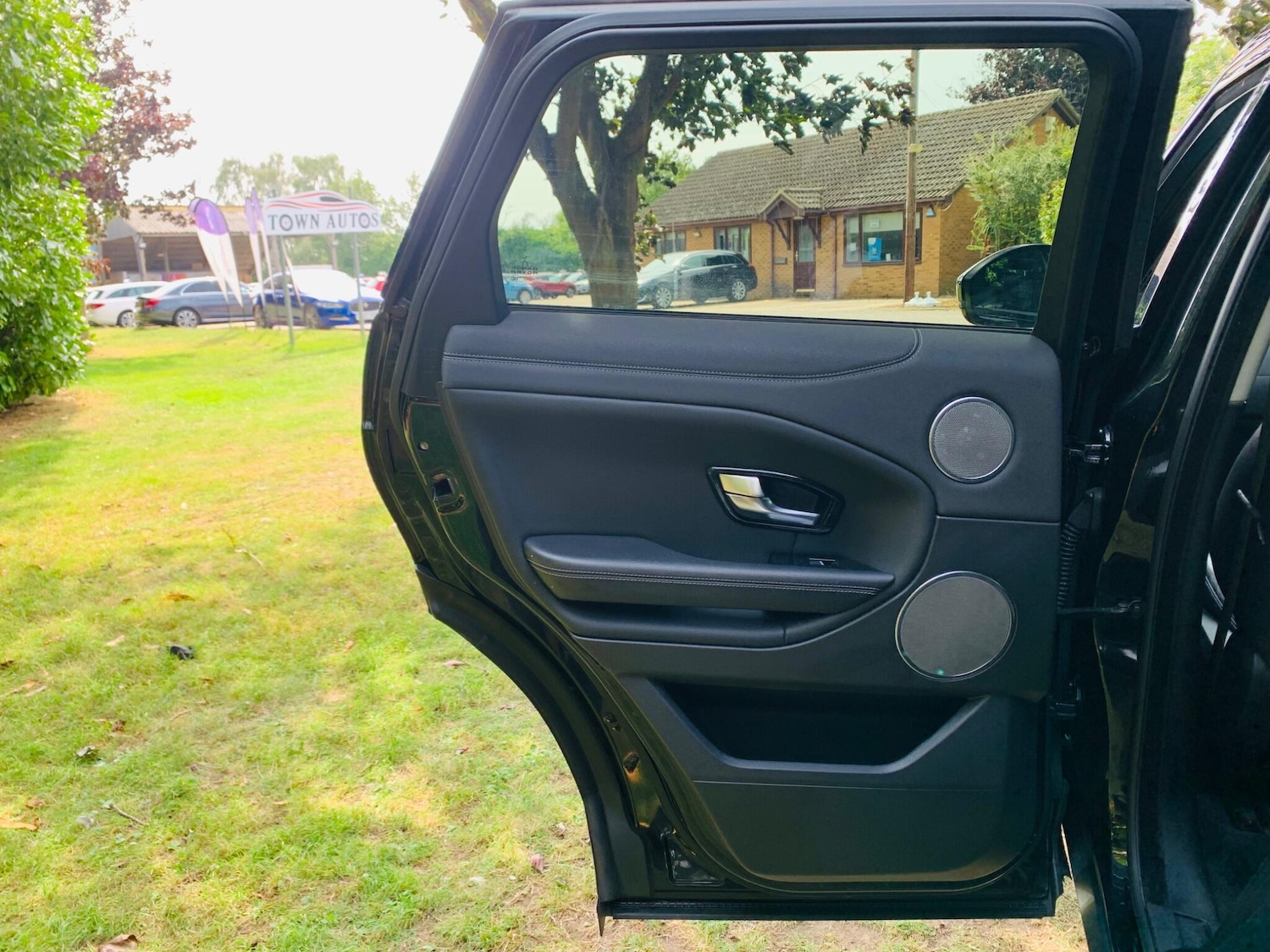 Vehicle 28