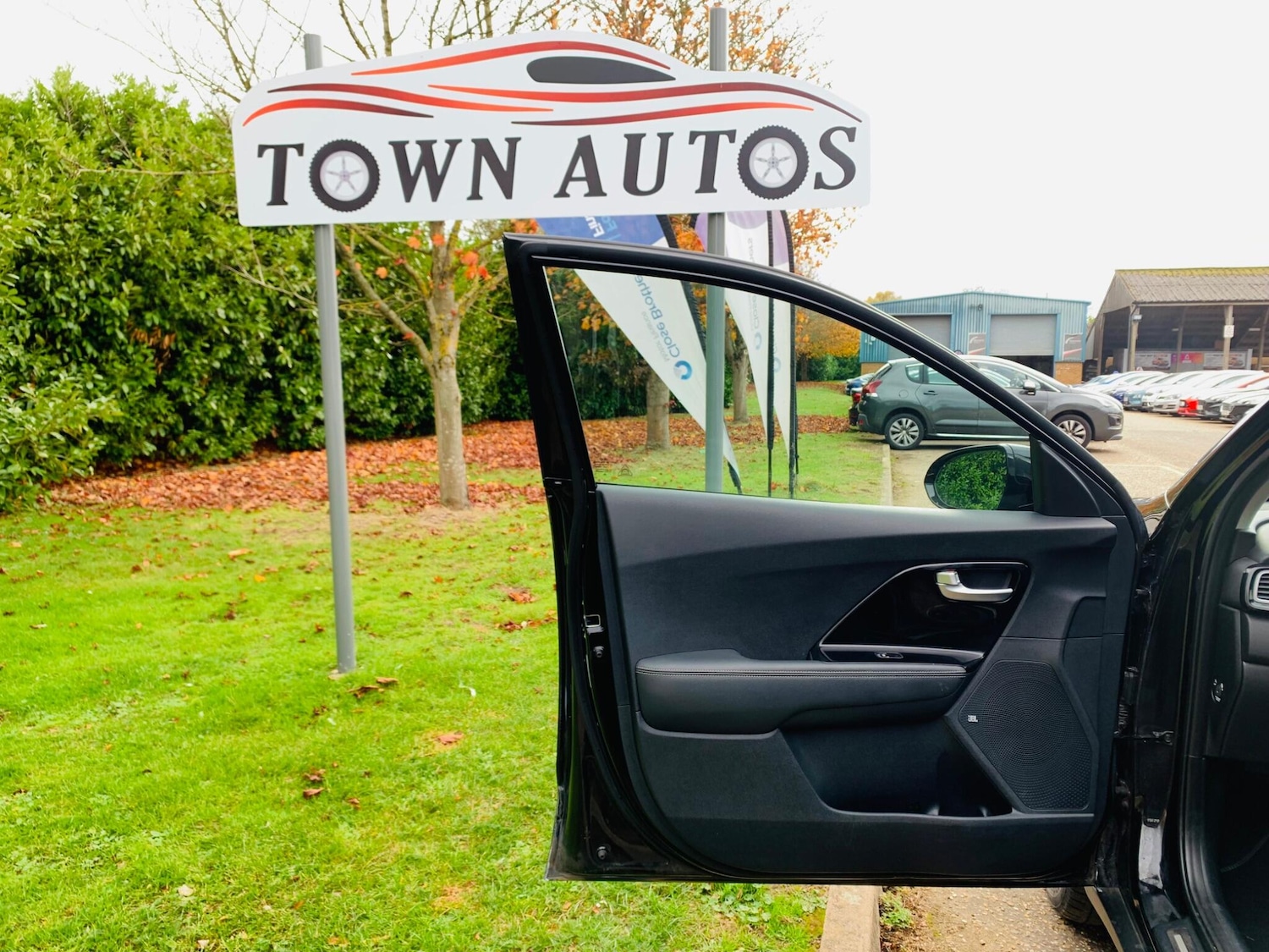 Used Kia Niro 2017 for sale - 76247727: Photo 46