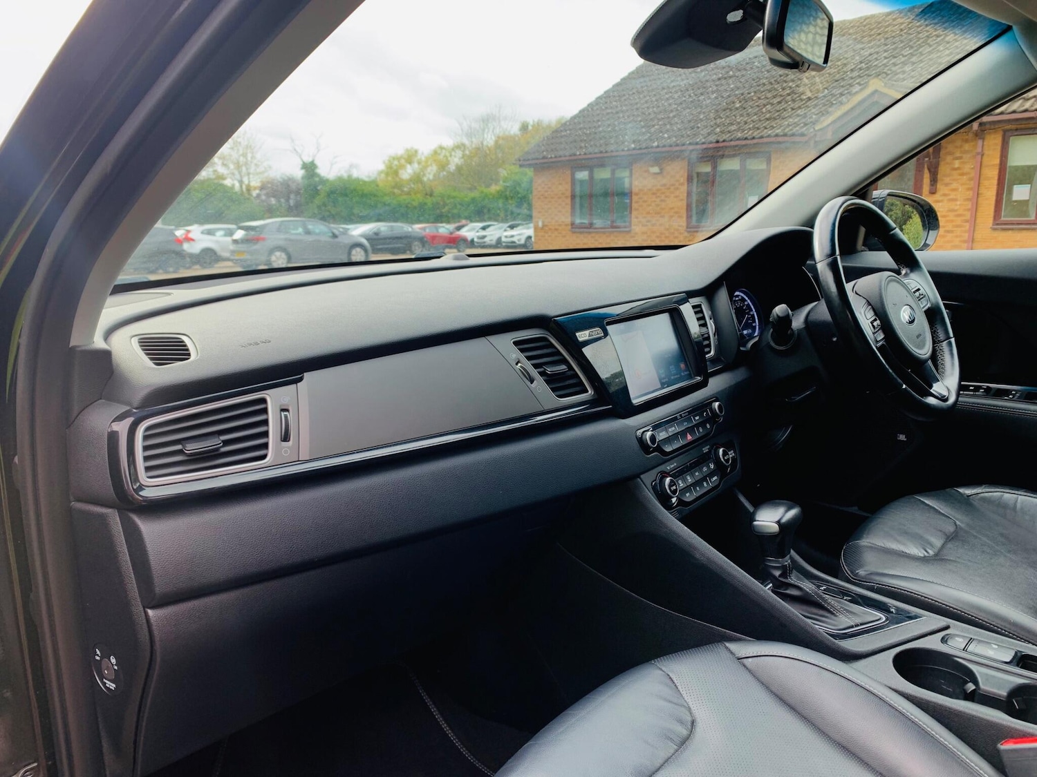 Used Kia Niro 2017 for sale - 76247727: Photo 48