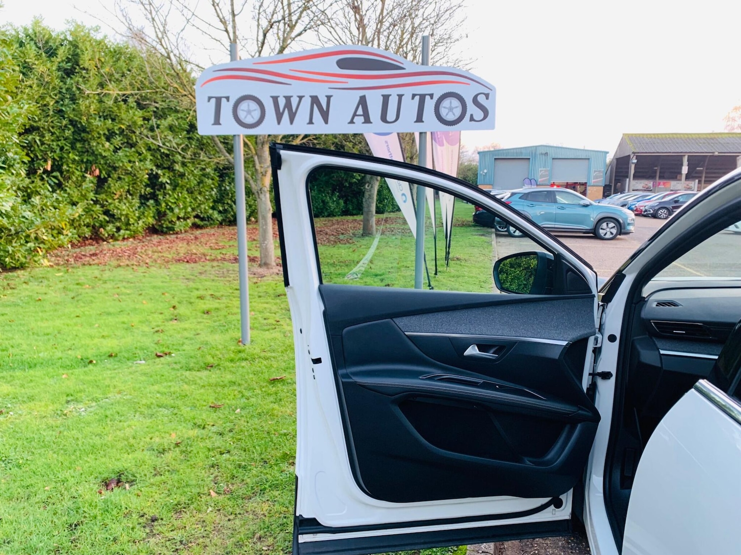 Used Peugeot 3008 for sale - 77824965: Photo 25