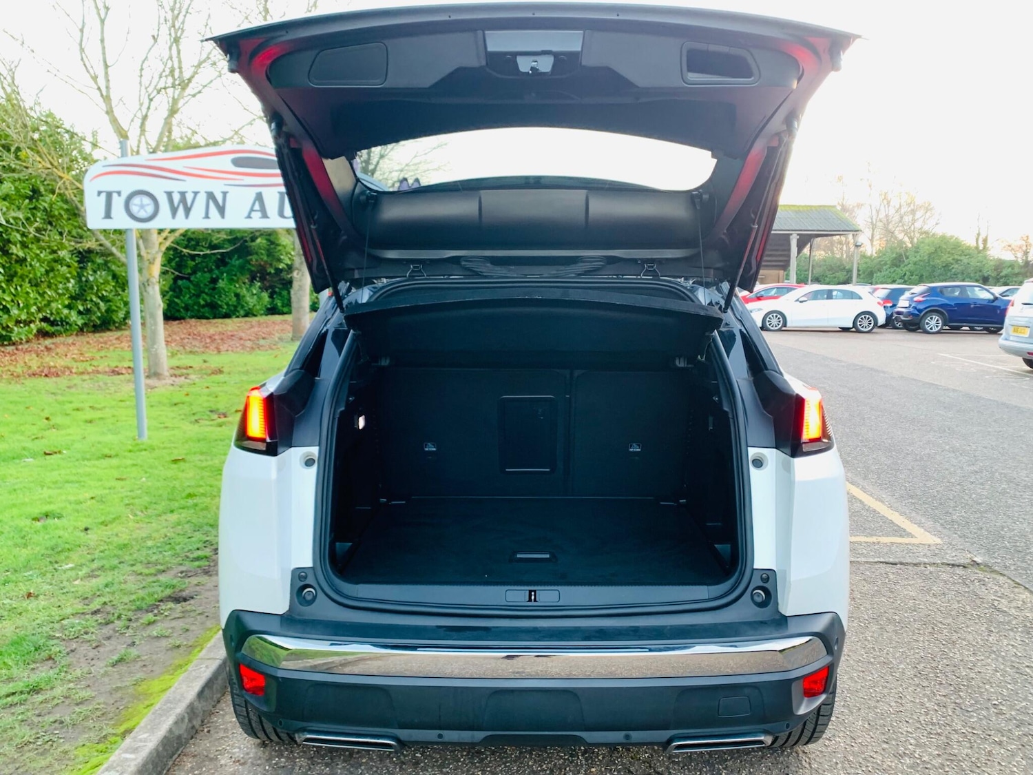 Used Peugeot 3008 for sale - 77824965: Photo 35